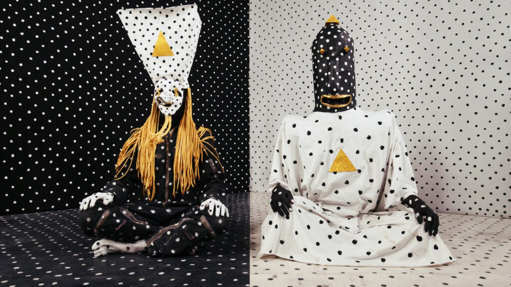 angine-de-poitrine-elysee-montmartre