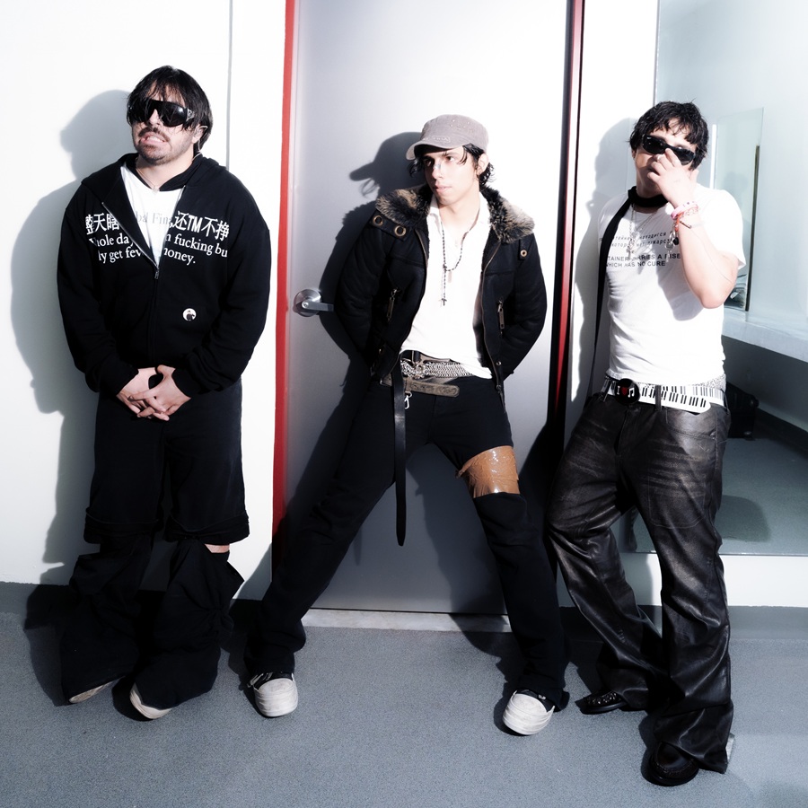 latin-mafia-trianon