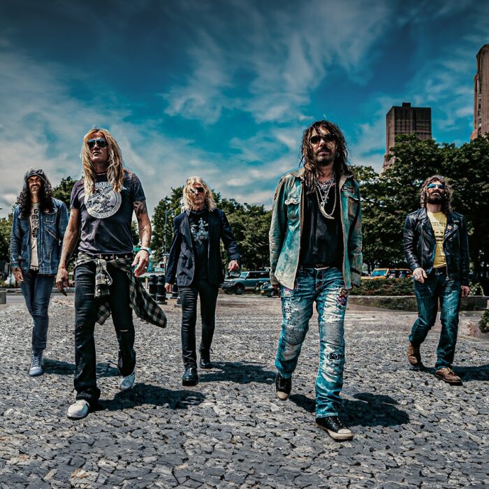 the-dead-daisies-elysee-montmartre